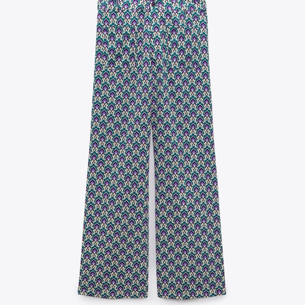 Zara Set with Printed Cotton Pants and Top . Size S